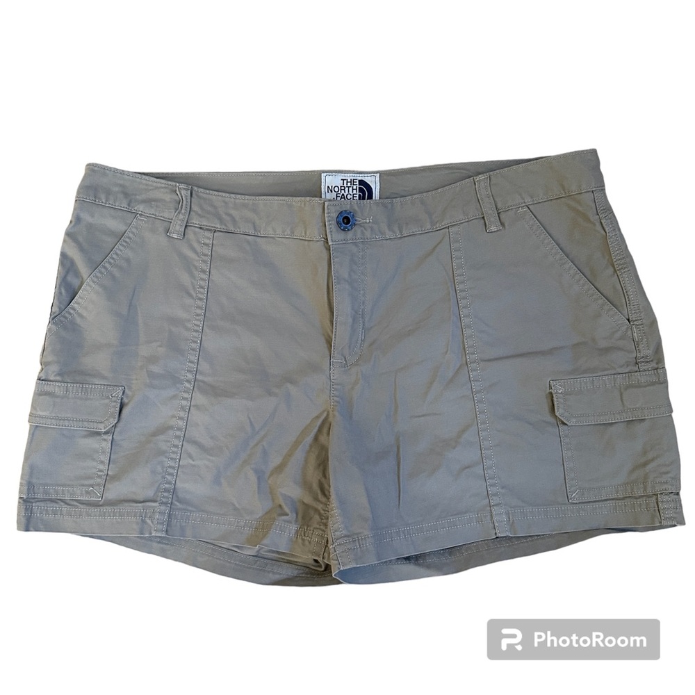 The North Face Women's Regular Tan Cargo Hiking Shorts Size 14